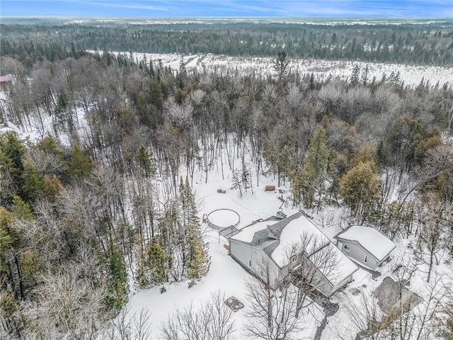 967 Upper Dwyer Hill Road, House detached with 4 bedrooms, 3 bathrooms and 10 parking in Ottawa ON | Image 30