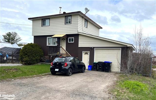 561 Champlain Road, House detached with 3 bedrooms, 1 bathrooms and null parking in Tiny ON | Image 1