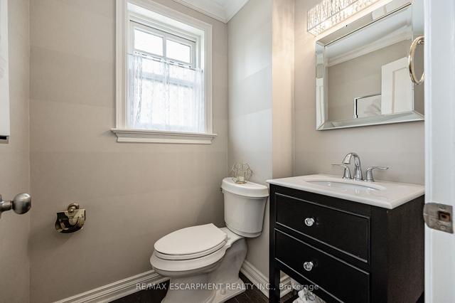 1417 Halifax Pl, House detached with 3 bedrooms, 4 bathrooms and 4 parking in Burlington ON | Image 11
