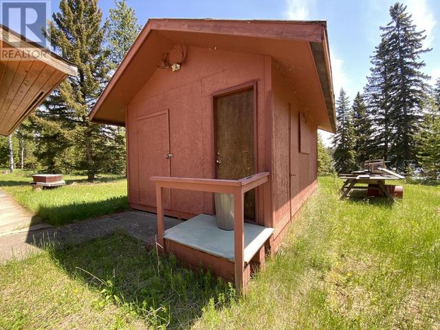 6314 Pioneer Road, House detached with 2 bedrooms, 2 bathrooms and null parking in Cariboo L BC | Image 33