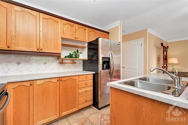80 Appledale Drive, Townhouse with 3 bedrooms, 3 bathrooms and 4 parking in Ottawa ON | Image 14