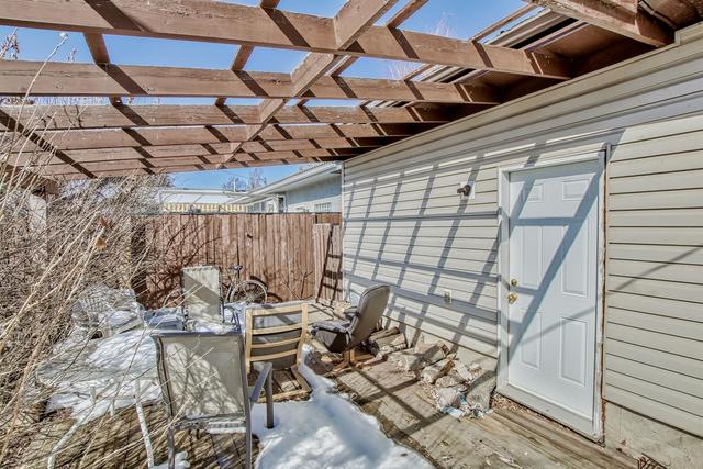 2839 Cedar Ridge Drive Sw, House detached with 4 bedrooms, 2 bathrooms and 3 parking in Calgary AB | Image 31