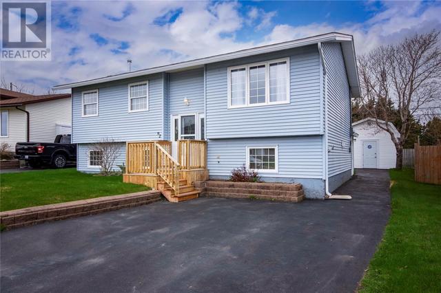 92 Elizabeth Drive, House detached with 4 bedrooms, 2 bathrooms and null parking in Paradise NL | Image 1