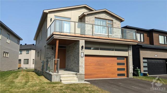 813 Crossgate Street, House detached with 3 bedrooms, 3 bathrooms and 4 parking in Ottawa ON | Image 1