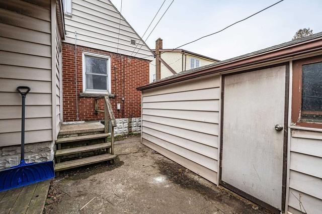 181 Balsam Ave S, House detached with 3 bedrooms, 1 bathrooms and 4 parking in Hamilton ON | Image 32