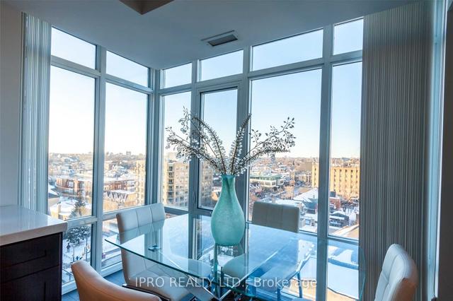 1106 - 525 Adelaide St W, Condo with 3 bedrooms, 2 bathrooms and 1 parking in Toronto ON | Image 1