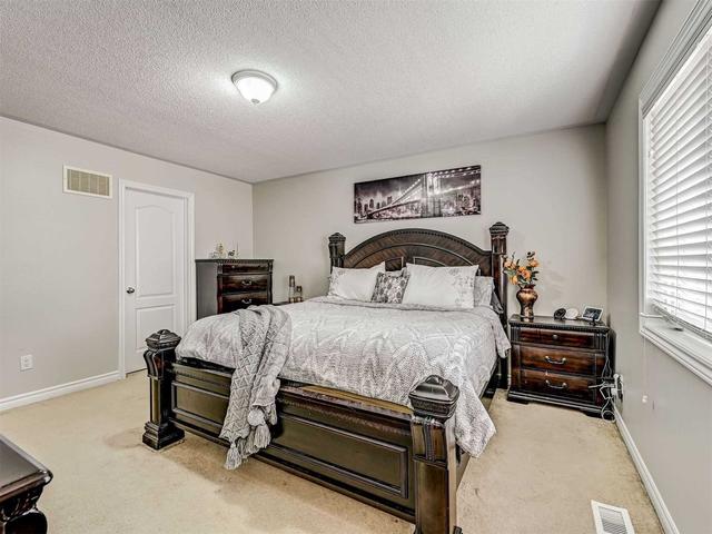 80 Daden Oaks Dr, House semidetached with 4 bedrooms, 4 bathrooms and 3 parking in Brampton ON | Image 6