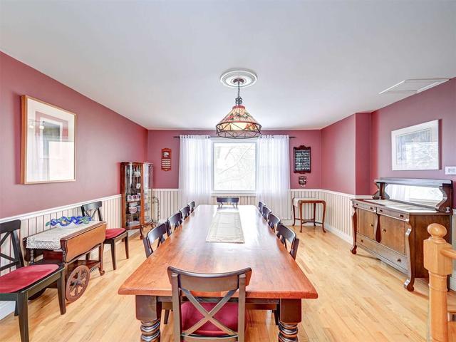 318 Queen St W, House detached with 4 bedrooms, 2 bathrooms and 6 parking in Cambridge ON | Image 5