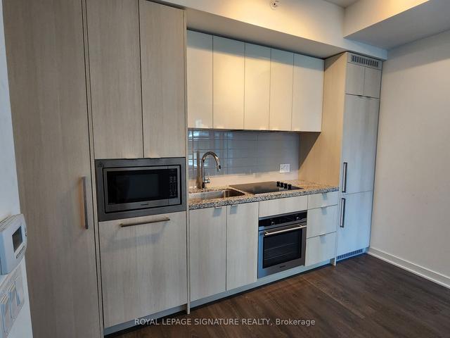 2212 - 115 Blue Jays Way, Condo with 0 bedrooms, 1 bathrooms and 0 parking in Toronto ON | Image 10