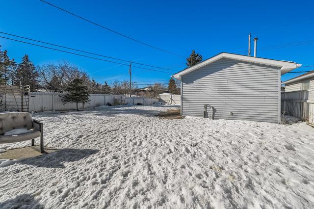 4327 69 Street Nw, House detached with 3 bedrooms, 2 bathrooms and 2 parking in Calgary AB | Image 18