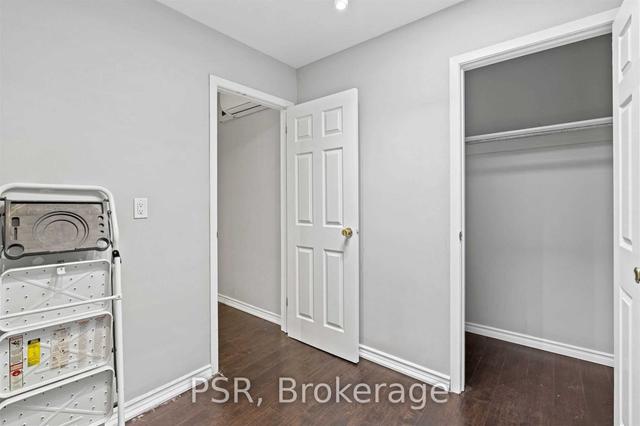 969 Eglinton Ave W, Condo with 3 bedrooms, 1 bathrooms and 1 parking in Toronto ON | Image 3