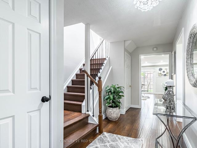 35 Jay St, House semidetached with 3 bedrooms, 4 bathrooms and 3 parking in Brampton ON | Image 38