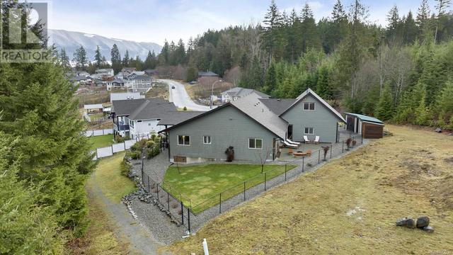 290 Tal Rd, House detached with 3 bedrooms, 3 bathrooms and 4 parking in Lake Cowichan BC | Image 4