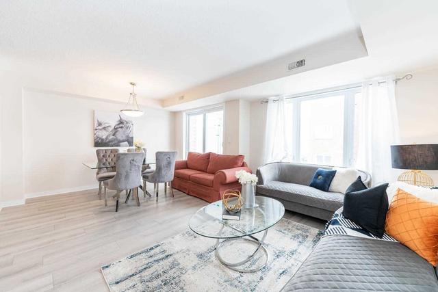 102 Progress Cres, Townhouse with 2 bedrooms, 3 bathrooms and 2 parking in Kitchener ON | Image 13