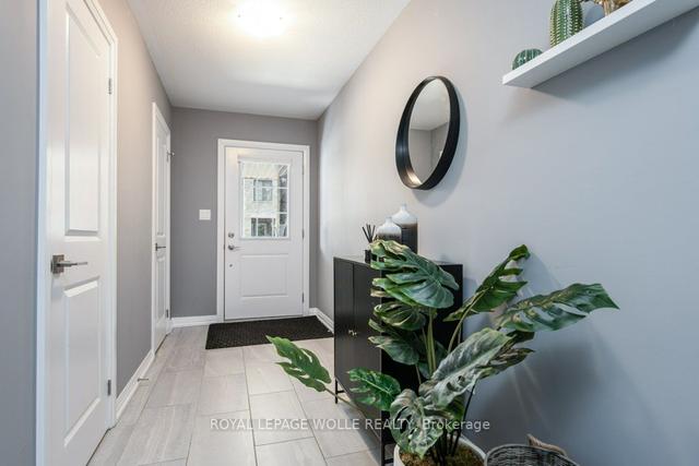 9 Bank Swallow Cres, Townhouse with 2 bedrooms, 3 bathrooms and 2 parking in Kitchener ON | Image 37