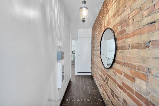 410 Symington Ave, House semidetached with 3 bedrooms, 3 bathrooms and 0 parking in Toronto ON | Image 36