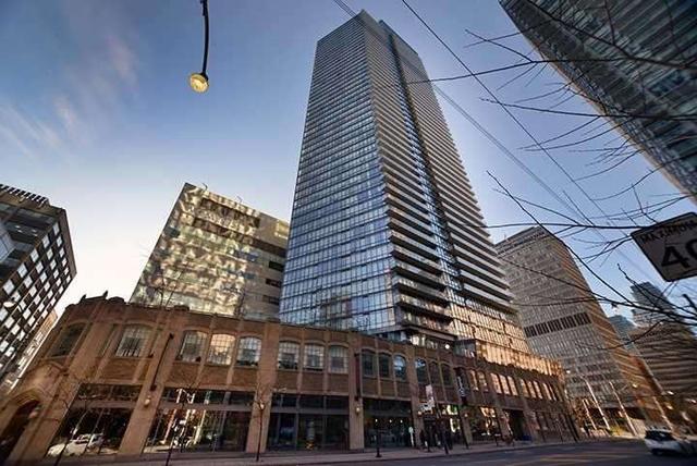 809 - 832 Bay St, Condo with 1 bedrooms, 1 bathrooms and 0 parking in Toronto ON | Image 4