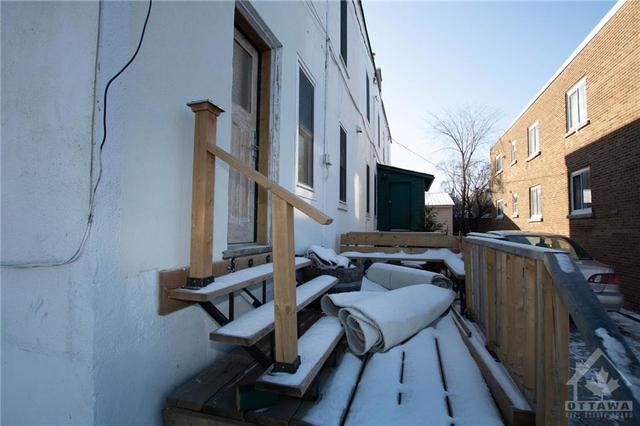 981 Gladstone Avenue, Townhouse with 3 bedrooms, 1 bathrooms and 2 parking in Ottawa ON | Image 29