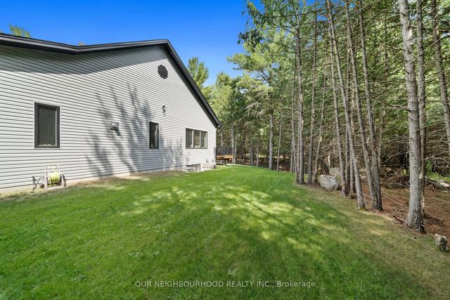 591 County Rd 40, House detached with 2 bedrooms, 3 bathrooms and 22 parking in Douro Dummer ON | Image 28