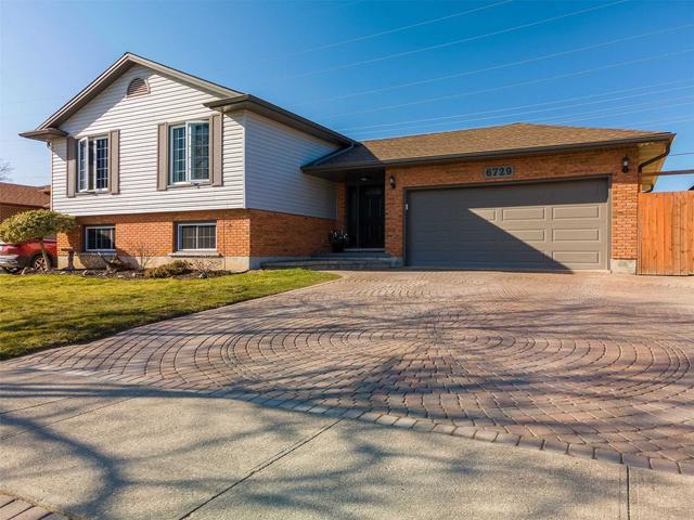 6729 Buckingham Dr, House detached with 3 bedrooms, 2 bathrooms and 6 parking in Niagara Falls ON | Image 1