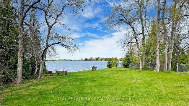 39 Antiquary Rd, House detached with 3 bedrooms, 1 bathrooms and 4 parking in Kawartha Lakes ON | Image 10