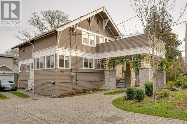 1952 Runnymede Ave, House detached with 6 bedrooms, 5 bathrooms and 6 parking in Victoria BC | Image 71
