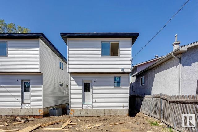 9833 155 St Nw, House detached with 3 bedrooms, 2 bathrooms and null parking in Edmonton AB | Image 2