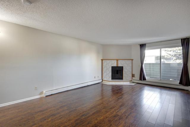 3207 - 80 Glamis Drive Sw, Condo with 1 bedrooms, 1 bathrooms and 1 parking in Calgary AB | Image 4