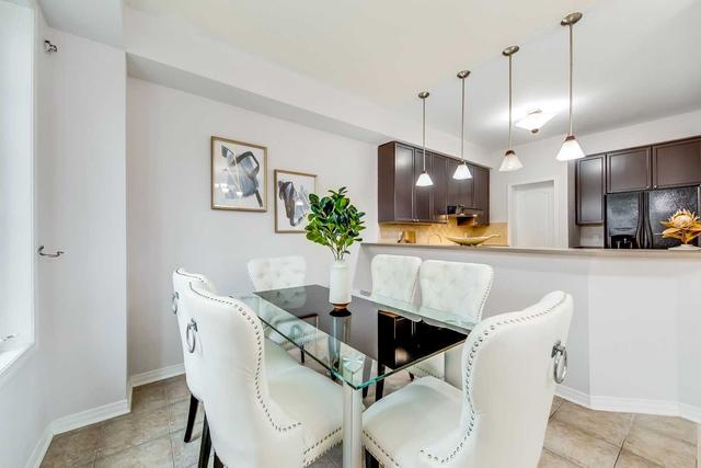 3905 Quiet Creek Dr, House semidetached with 3 bedrooms, 4 bathrooms and 3 parking in Mississauga ON | Image 4