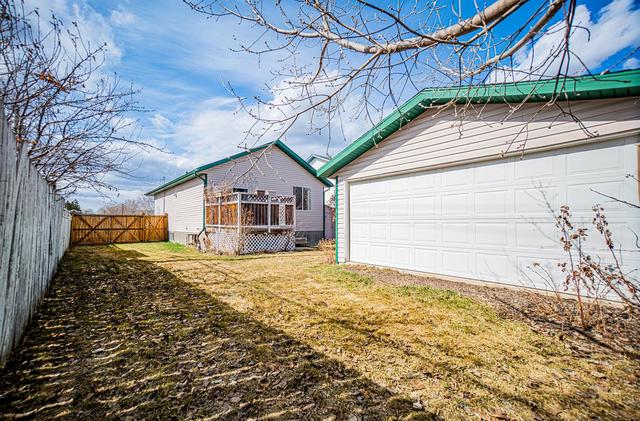 72 Poplar Crescent, House detached with 3 bedrooms, 2 bathrooms and 4 parking in Red Deer County AB | Image 25