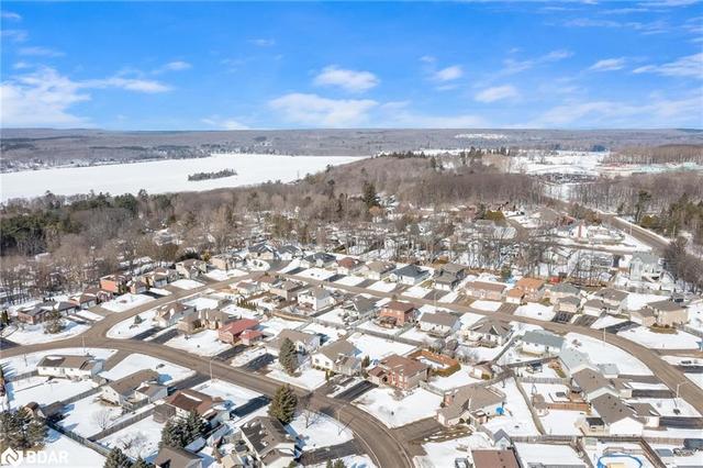 86 Oxley Drive, House detached with 4 bedrooms, 2 bathrooms and 5 parking in Penetanguishene ON | Image 14
