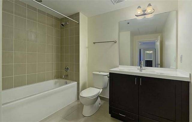 103 - 28 Prince Regent St, Condo with 2 bedrooms, 1 bathrooms and 1 parking in Markham ON | Image 3