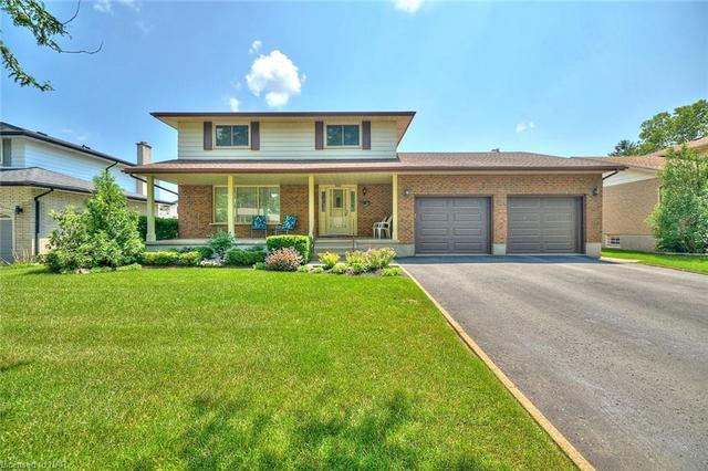 6965 Brian Crescent, House detached with 4 bedrooms, 2 bathrooms and null parking in Niagara Falls ON | Image 12