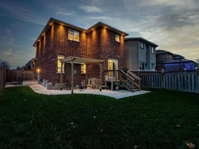 80 Cassia Cres, House detached with 4 bedrooms, 4 bathrooms and 4 parking in Vaughan ON | Image 33