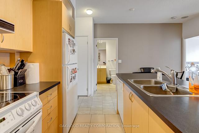 710 - 18 Beverley St, Condo with 1 bedrooms, 1 bathrooms and 0 parking in Toronto ON | Image 3