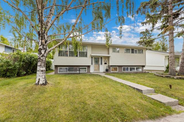 5316 Brisebois Drive Nw, House detached with 5 bedrooms, 2 bathrooms and 4 parking in Calgary AB | Image 1