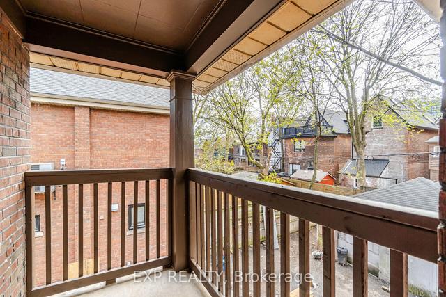 upper - 70 Spencer Ave, House detached with 2 bedrooms, 1 bathrooms and 2 parking in Toronto ON | Image 6