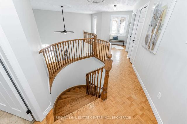 11 Beasley Cres, House detached with 4 bedrooms, 3 bathrooms and 4 parking in Cambridge ON | Image 20