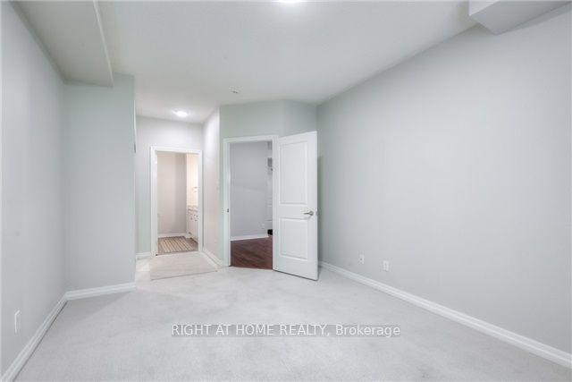 b14 - 245 Dalesford Rd, Condo with 2 bedrooms, 2 bathrooms and 1 parking in Toronto ON | Image 2