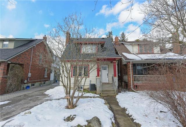102 Duchess Avenue, House detached with 2 bedrooms, 1 bathrooms and 2 parking in London ON | Image 2