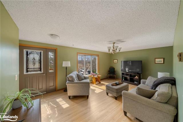 528 124 Highway, House detached with 4 bedrooms, 1 bathrooms and null parking in McDougall ON | Image 37