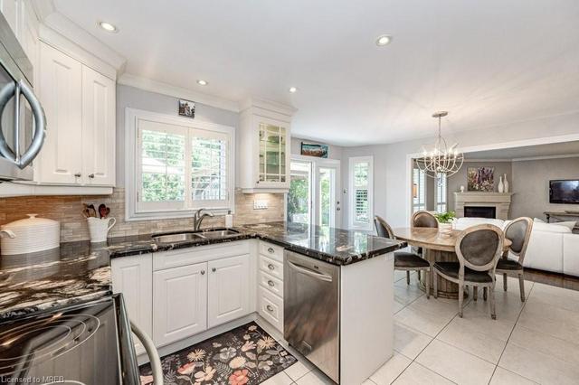 382 Callaghan Crescent, House detached with 4 bedrooms, 2 bathrooms and null parking in Oakville ON | Image 12