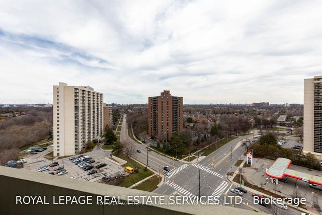 ph 40 - 300 Mill Rd, Condo with 3 bedrooms, 2 bathrooms and 2 parking in Toronto ON | Image 8