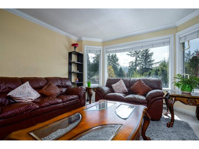 40756 Peebles Place, House detached with 5 bedrooms, 3 bathrooms and 4 parking in Squamish BC | Image 9
