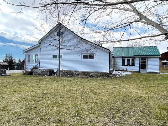 14 Wellington St, House detached with 3 bedrooms, 1 bathrooms and 5 parking in Prince Edward County ON | Image 22