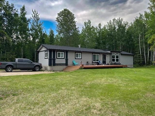131056 Township Road 590, House detached with 4 bedrooms, 2 bathrooms and null parking in Woodlands County AB | Image 1