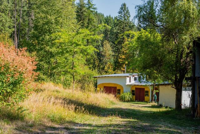 1450 Stewart Creek Road, House detached with 3 bedrooms, 5 bathrooms and null parking in Kootenay Boundary C BC | Image 61