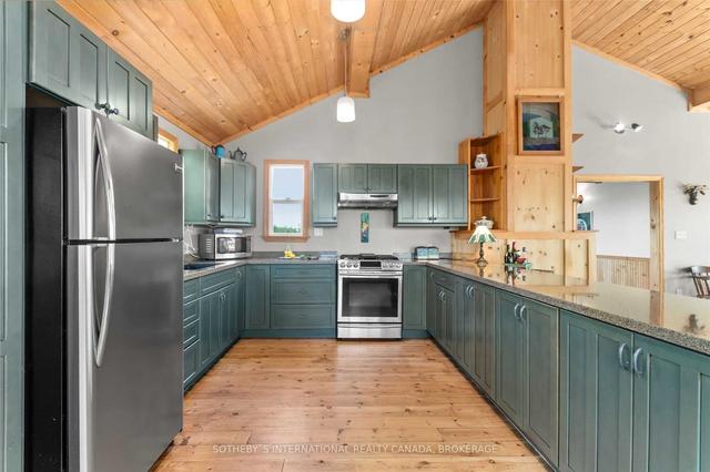 2 Island 20/Sawdust, House detached with 2 bedrooms, 1 bathrooms and 6 parking in Georgian Bay ON | Image 23