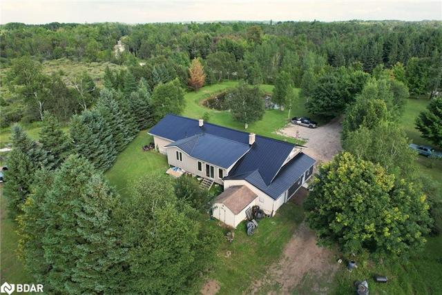 643117 270 Sideroad, House detached with 3 bedrooms, 1 bathrooms and 13 parking in Melancthon ON | Image 21