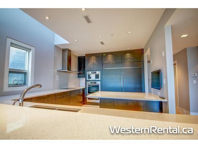 4426 W 3rd Avenue, House detached with 5 bedrooms, 5 bathrooms and 2 parking in Vancouver BC | Image 9
